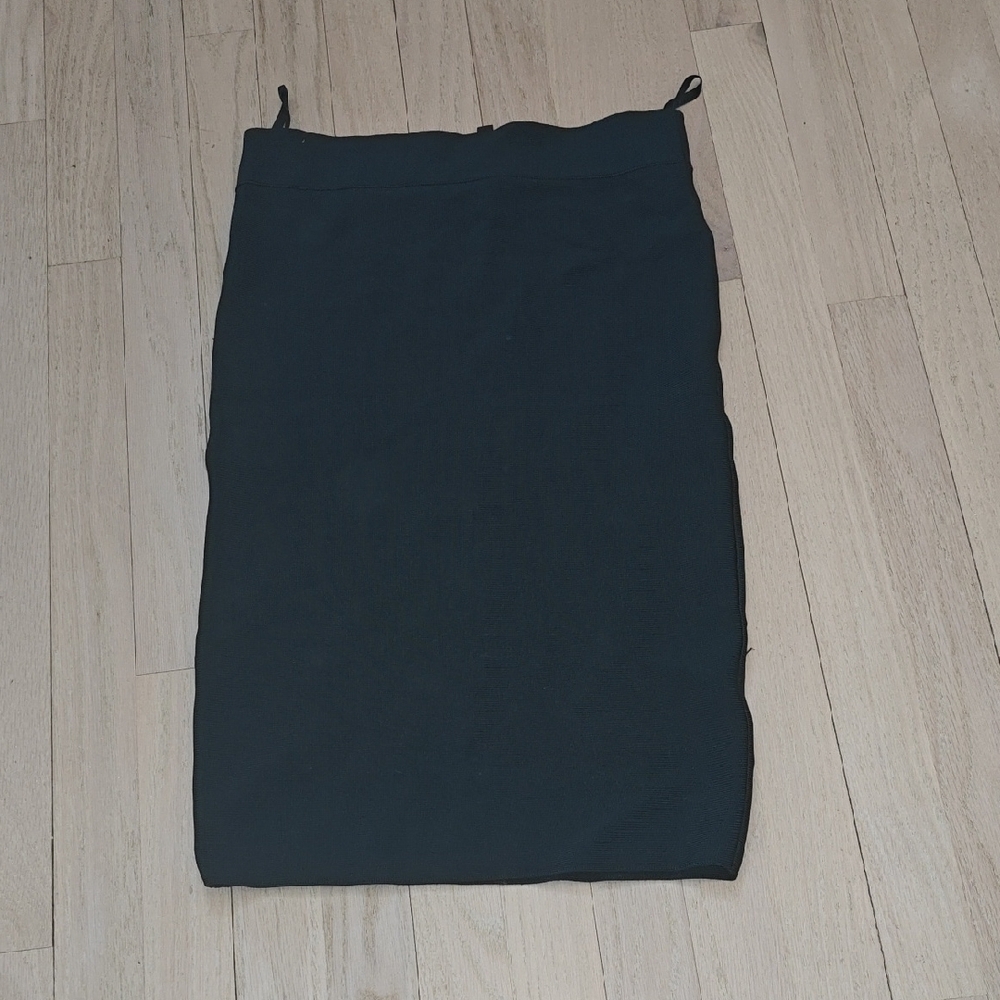 Elegant Emerald Green Skirt
